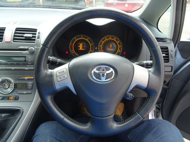 2008 Toyota Auris 2.2L Sr 3dr - Photo 5