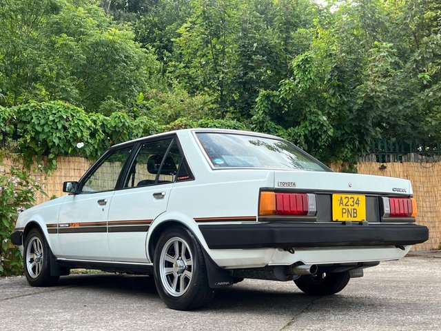 View our TOYOTA CARINA