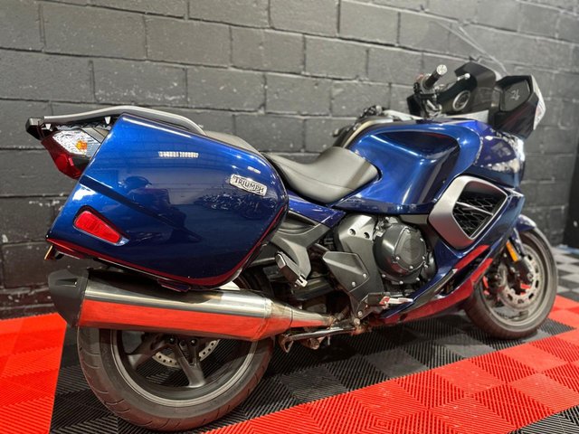 View our TRIUMPH TROPHY 1200