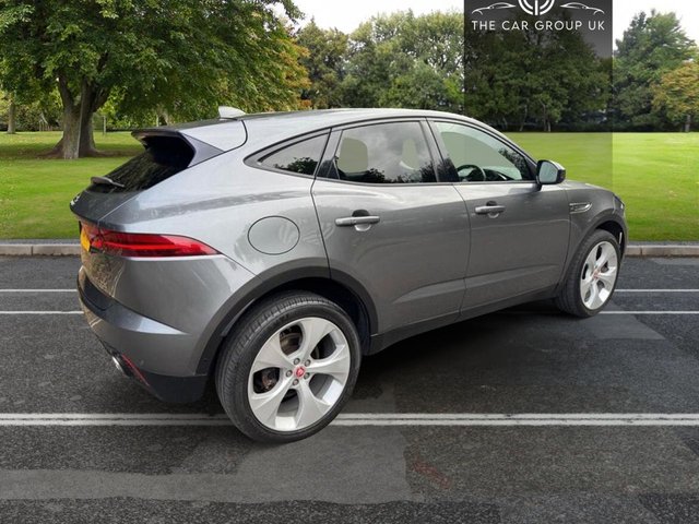 2019 JAGUAR E-PACE - Photo 2