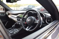 USED 2019 19 ALFA ROMEO GIULIA 2.9 V6 Bi-Turbo Quadrifoglio Saloon 4dr Petrol Auto Euro 6 (s/s) (510 ps) POWER SEATS / 19" 5-HOLE / FSH