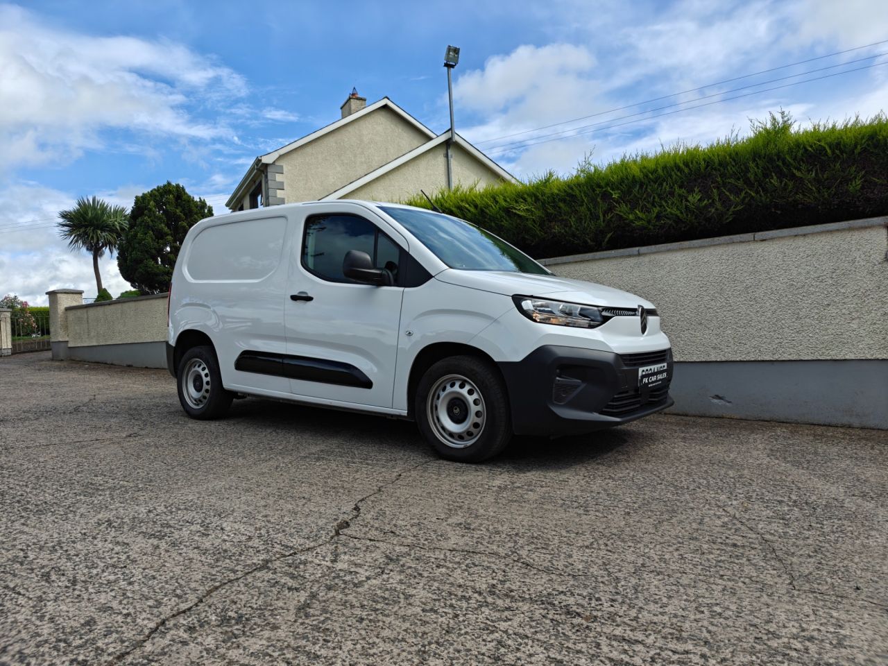 Main Car Image