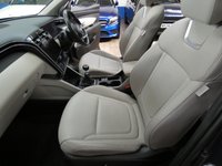 USED 2022 22 HYUNDAI TUCSON 1.6 T-GDi Ultimate SUV 5dr Petrol Manual Euro 6 (s/s) (150 ps) STUNNING EXAMPLE MASSIVE SPEC SAT NAV LEATHER SUNROOF REAR VIEW CAMERA HEATED SEATS HEATED STEERING WHEEL VENTILATED SEATS CRUISE CONTROL PARKING SENSORS 1 OWNER EXCELLENT SERVICE HISTORY HYUNDAI WARRANTY