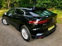 USED 2020 70 JAGUAR I-PACE 400 90kWh S SUV 5dr Electric Auto 4WD (400 ps)ONLY 37,700 MILES WITH FULL JAGUAR SERVICE HISTORY//FULL BLACK LEATHER//PARK CAMERA//FRONT AND REAR SENSORS//BLUETOOTH//DAB//GREAT CONDITION 4WD (400 ps)ONLY 37,700 MILES WITH FULL JAGUAR SERVICE HISTORY//FULL BLACK LEATHER//PARK CAMERA//FRONT AND REAR SENSORS//BLUETOOTH//DAB//GREAT CONDITION