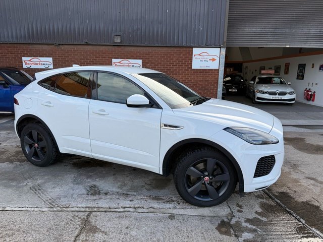 2018 JAGUAR E-PACE - Photo 3