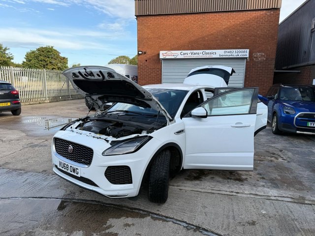 2018 JAGUAR E-PACE - Photo 7