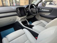USED 2020 70 VOLVO XC40 2.0 B4 MHEV Inscription Pro SUV 5dr Petrol Hybrid Auto Euro 6 (s/s) (197 ps) Panoramic /360 Cam / Driver Assist