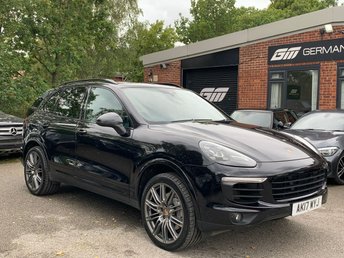 2017 PORSCHE CAYENNE