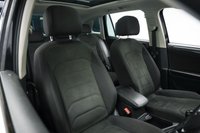 USED 2018 18 VOLKSWAGEN TIGUAN 2.0 TDI SEL Euro 6 (s/s) 5dr Panoramic Roof