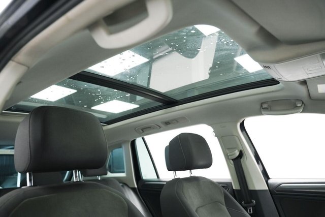 2018 VOLKSWAGEN TIGUAN 2.0 TDI SEL Euro 6 (s/s) 5dr - Photo 12