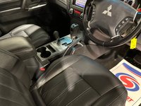USED 2014 64 MITSUBISHI SHOGUN 3.2 DI-DC SG2 4work SUV 3dr Diesel Automatic 4WD L3 (224 g/km, 197 bhp) 
