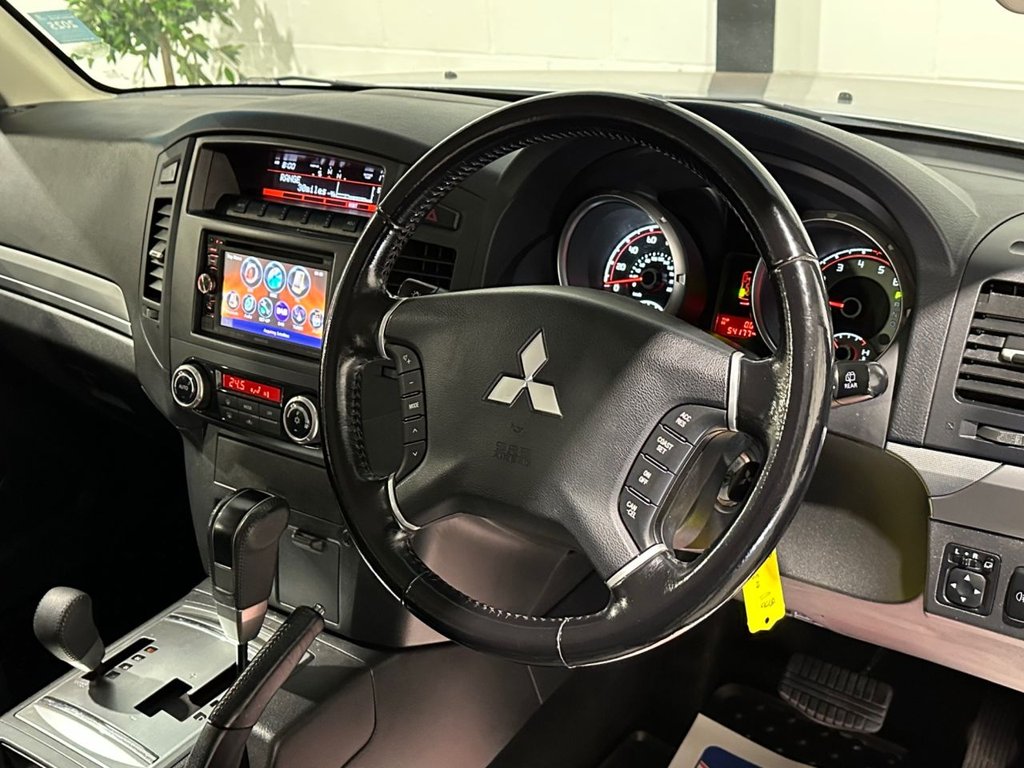USED 2014 64 MITSUBISHI SHOGUN 3.2 DI-DC SG2 4work SUV 3dr Diesel Automatic 4WD L3 (224 g/km, 197 bhp) 