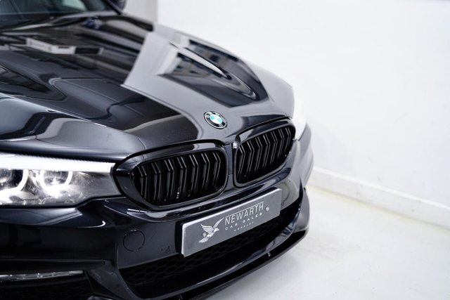 2017 BMW 5 SERIES - Photo 7