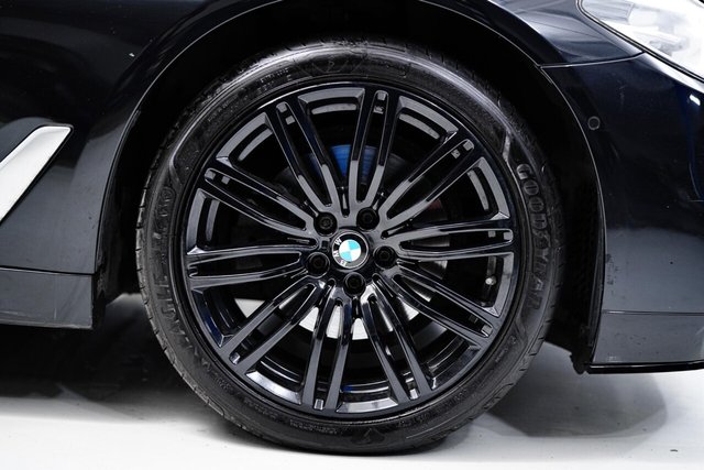 2017 BMW 5 SERIES - Photo 11