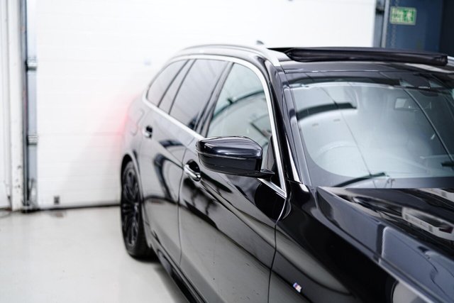 2017 BMW 5 SERIES - Photo 10