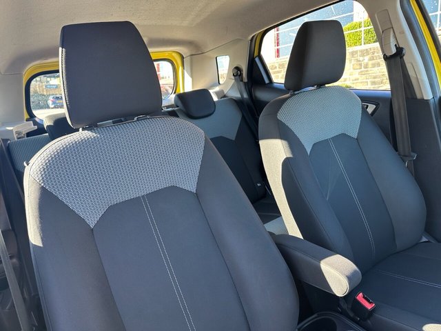 2016 FORD, ECOSPORT - Photo 11