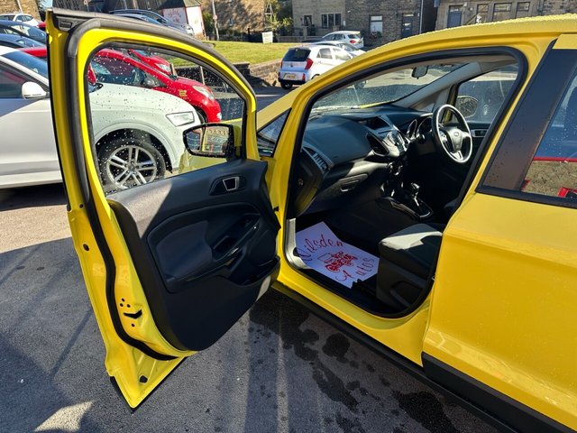 2016 FORD, ECOSPORT - Photo 12