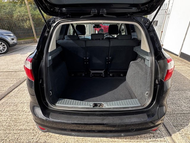 2014 Ford C-Max 1.6L Zetec 5dr - Photo 6