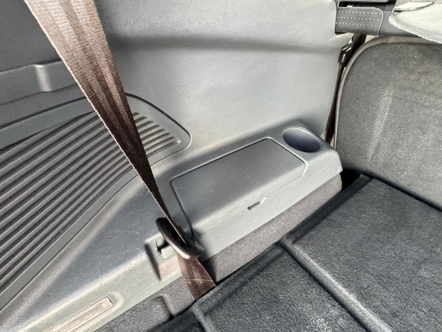 2011 Ford Grand C-Max 1.6L Titanium 5dr - Photo 10