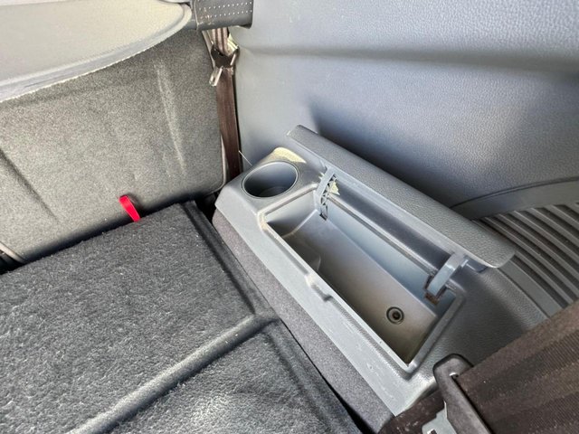 2011 Ford Grand C-Max 1.6L Titanium 5dr - Photo 11