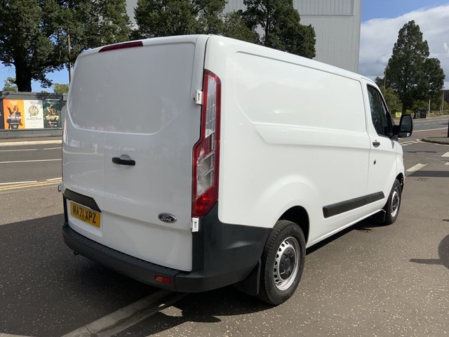 2021 Ford Transit Custom 2L Leader 5dr - Photo 4