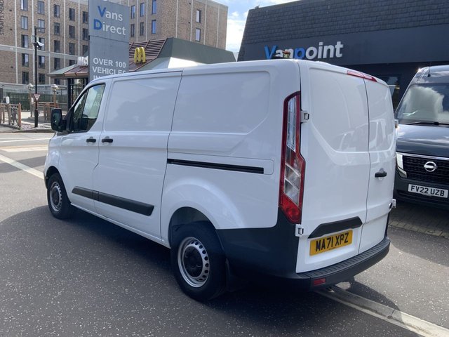 2021 Ford Transit Custom 2L Leader 5dr - Photo 6
