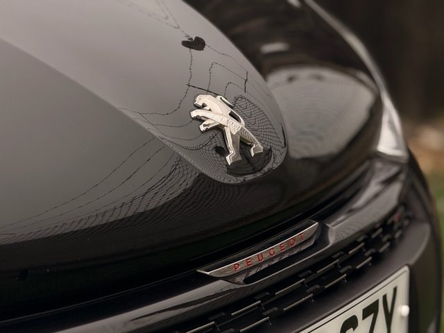 2019 PEUGEOT 208 - Photo 6