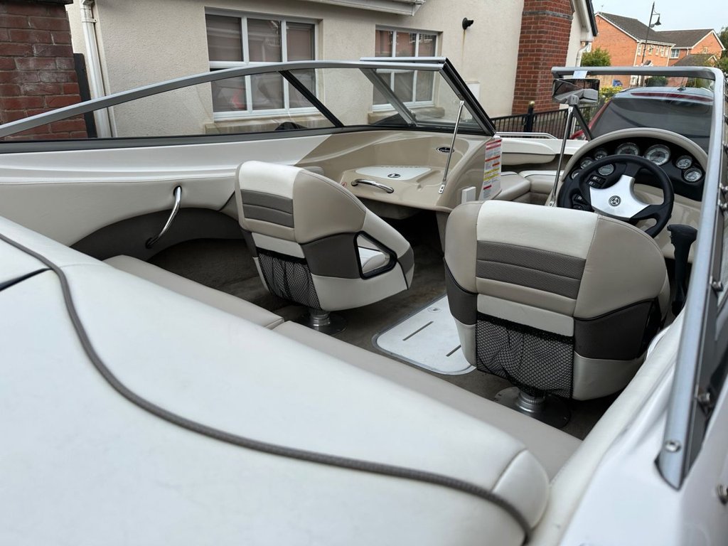 USED 2008 CAMPION ALLANTE 505 Bowrider Amazing Condition Throughout