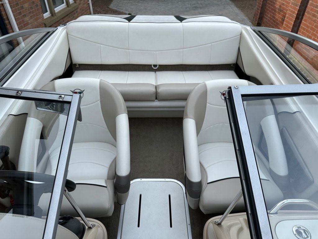 USED 2008 CAMPION ALLANTE 505 Bowrider Amazing Condition Throughout