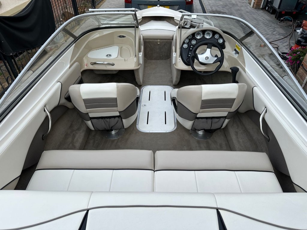 USED 2008 CAMPION ALLANTE 505 Bowrider Amazing Condition Throughout