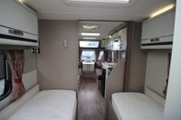 USED 2015 STERLING ECCLES SOLITAIRE SE End Washroom Fixed Single Beds