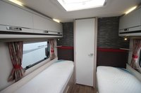 USED 2015 STERLING ECCLES SOLITAIRE SE End Washroom Fixed Single Beds