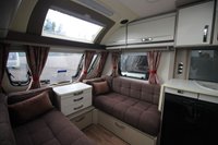 USED 2015 STERLING ECCLES SOLITAIRE SE End Washroom Fixed Single Beds