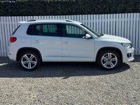 USED 2014 64 VOLKSWAGEN TIGUAN 2.0 TDI BlueMotion Tech R-Line SUV 5dr Diesel Manual 4WD Euro 5 (s/s) (Nav) (140 ps) 