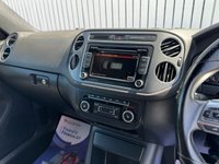 USED 2014 64 VOLKSWAGEN TIGUAN 2.0 TDI BlueMotion Tech R-Line SUV 5dr Diesel Manual 4WD Euro 5 (s/s) (Nav) (140 ps) 