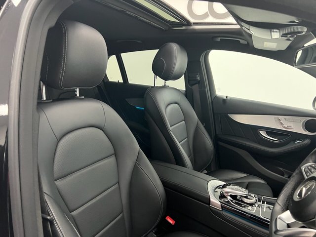 2016 Mercedes-Benz GLC - Photo 9