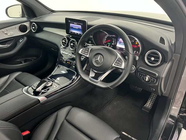 2016 Mercedes-Benz GLC - Photo 11