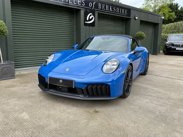 2025 PORSCHE 911 - Photo 9