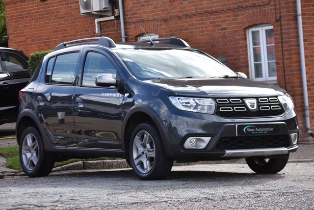 2017 67 Dacia Sandero Stepway 0.9 TCe Laureate Hatchback 5dr Petrol Manual Euro 6 (s/s) (90 ps)