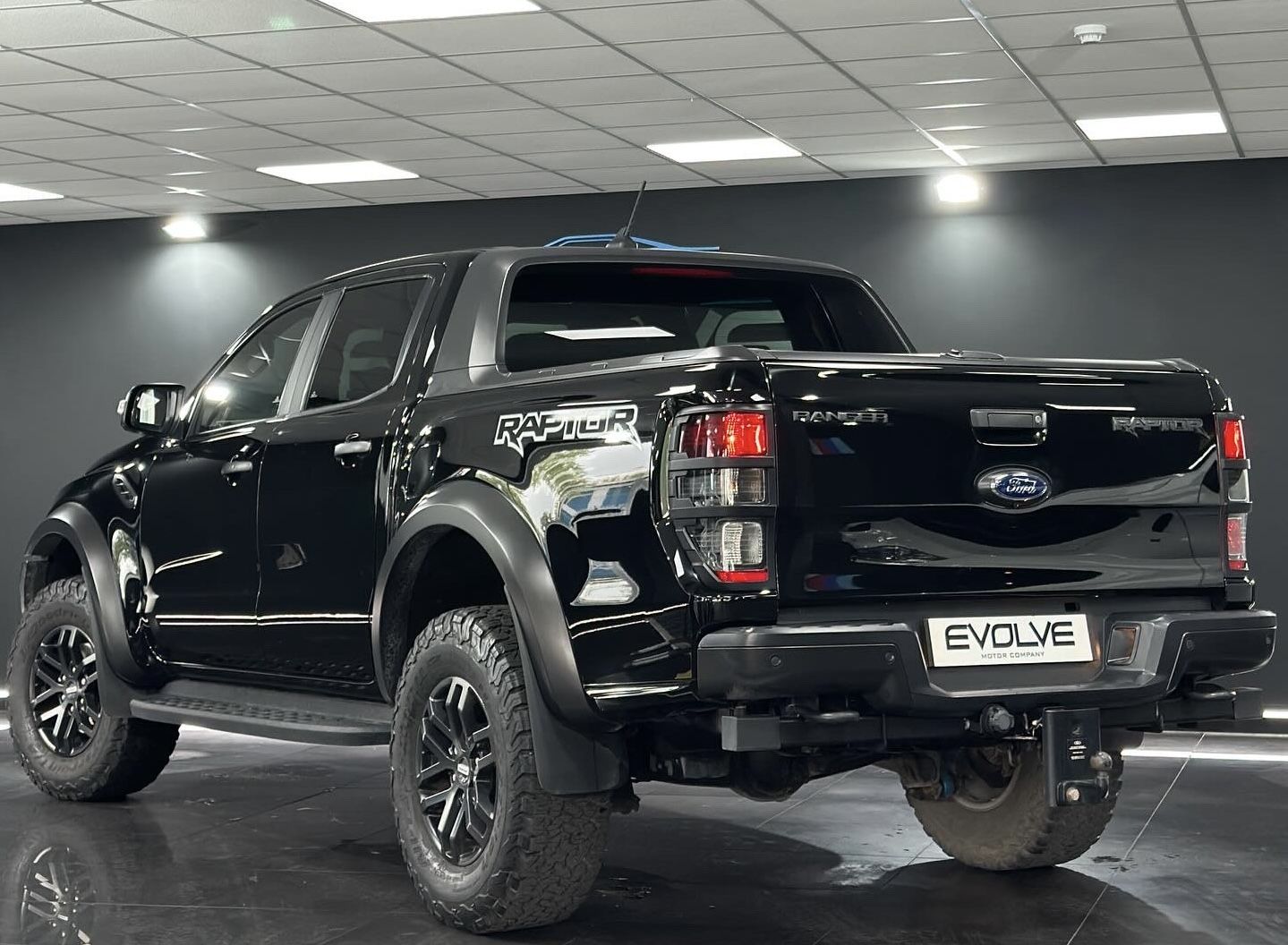 Ford Ranger 2.0 Ecoblue Raptor Pickup Double Cab 4dr Diesel Auto 4WD ...