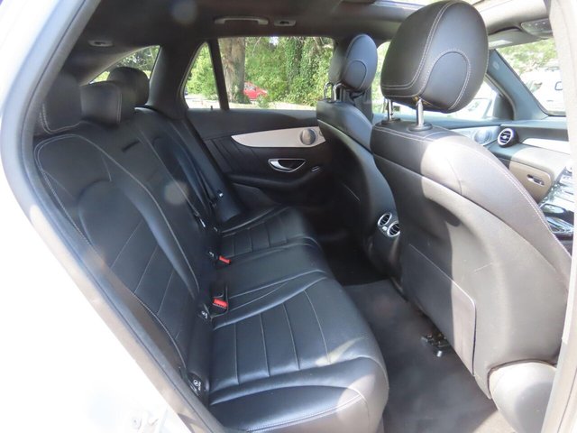 2015 Mercedes-Benz GLC - Photo 10