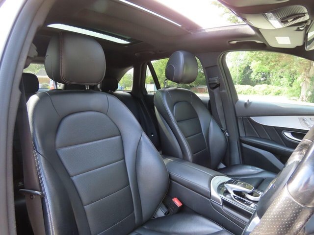 2015 Mercedes-Benz GLC - Photo 9