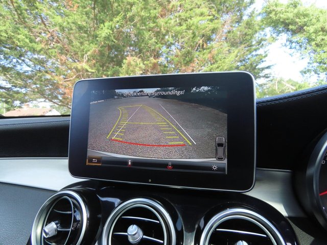 2015 Mercedes-Benz GLC - Photo 12