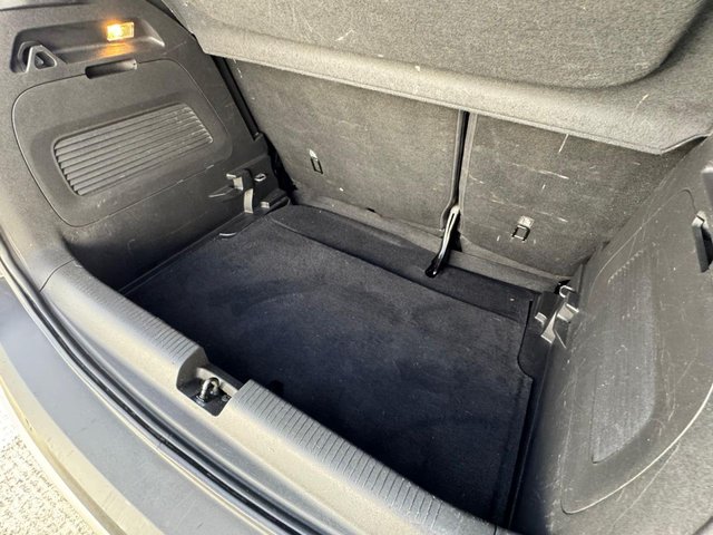 2018 Vauxhall Crossland X 1.2L Tech Line Nav 5dr - Photo 7