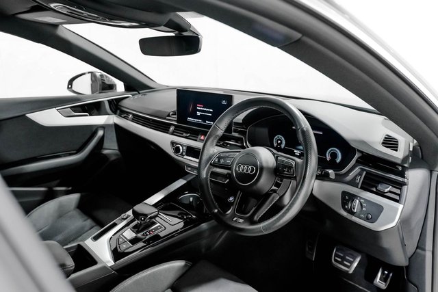 2022 Audi A5 2L S Line 5dr - Photo 3