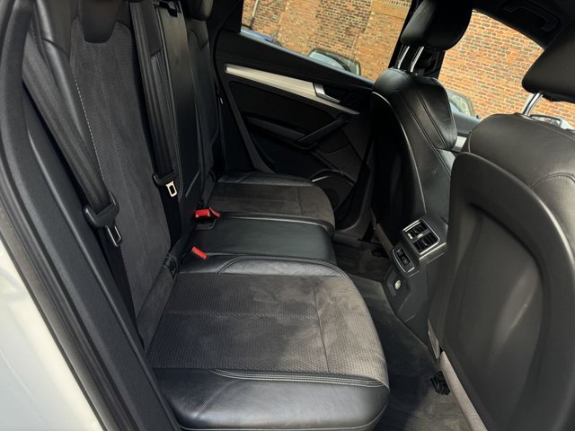 2017 AUDI Q5 2017 2.0 TDI S line SUV 5dr Diesel S Tronic quattro - Photo 8