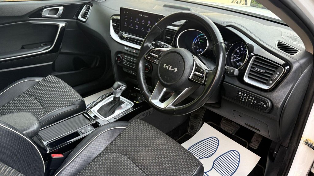 USED 2022 22 KIA XCEED 1.6 GDi 8.9kWh 3 DCT Euro 6 (s/s) 5dr HUGE SPEC|CAMERA|NAV|CARPLAY|+