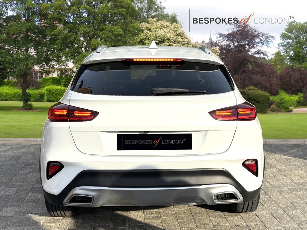 USED 2022 22 KIA XCEED 1.6 GDi 8.9kWh 3 DCT Euro 6 (s/s) 5dr HUGE SPEC|CAMERA|NAV|CARPLAY|+