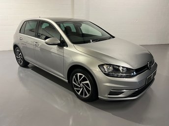 2019 VOLKSWAGEN GOLF