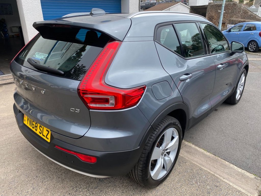 USED 2018 68 VOLVO XC40 2.0 D3 Momentum SUV 5dr Diesel Auto Euro 6 (s/s) (150 ps) 360 CAMERA, NAVIGATION, DAB